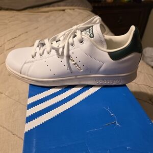 Adidas Stan Smith White Leather Sneakers with Green Heel Tab